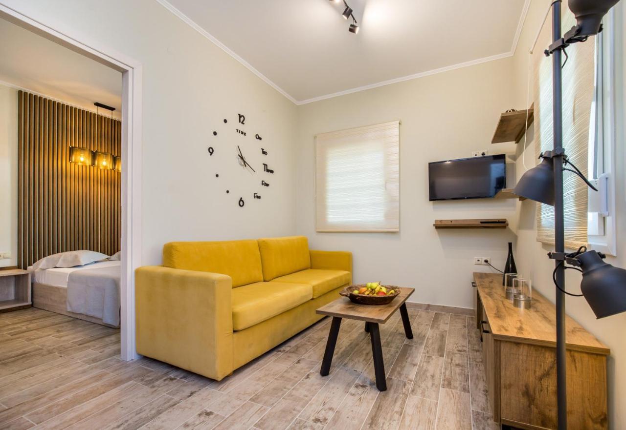 Villa 4 You Iliopetra สกาลาโซติรอส ภายนอก รูปภาพ