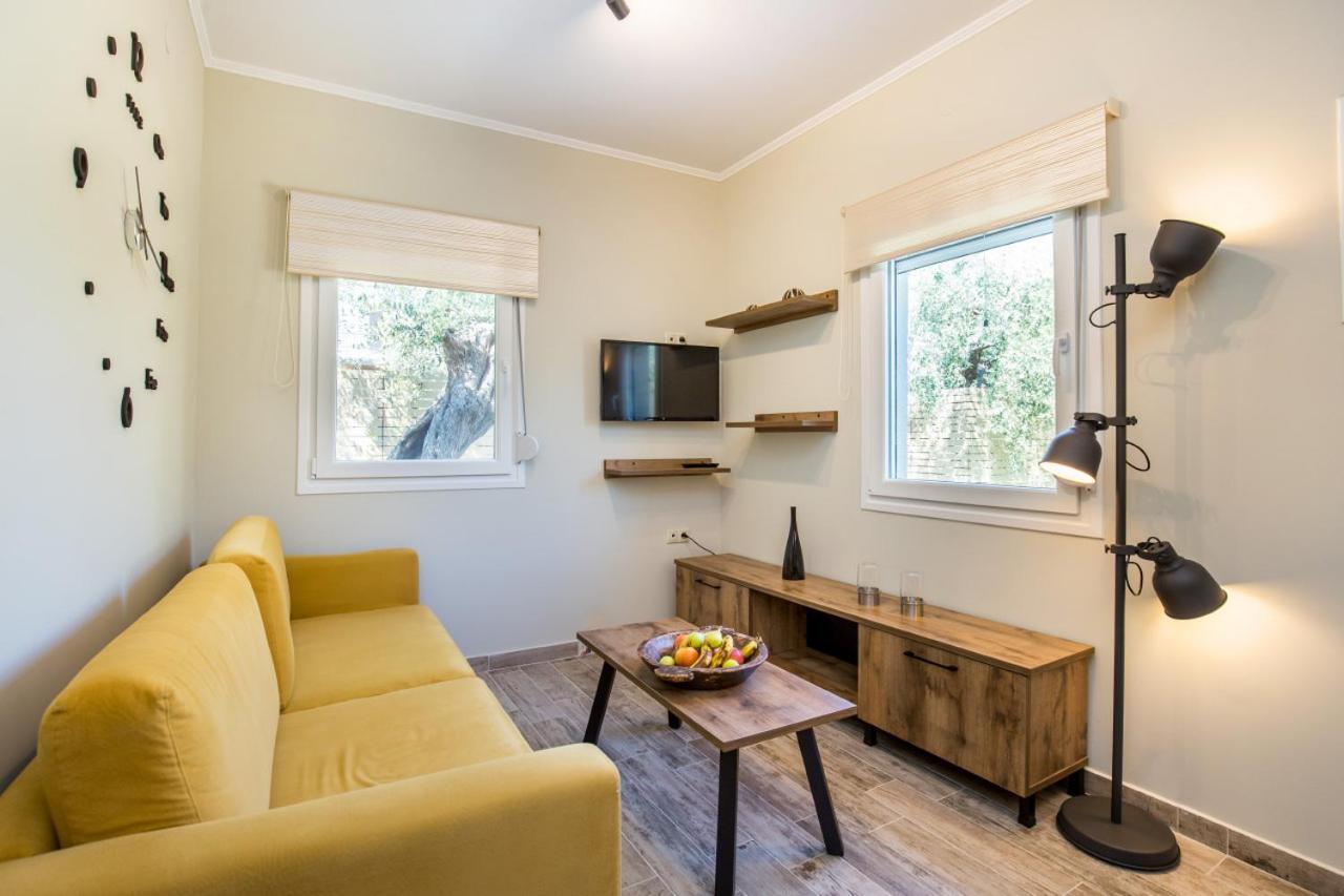 Villa 4 You Iliopetra สกาลาโซติรอส ภายนอก รูปภาพ