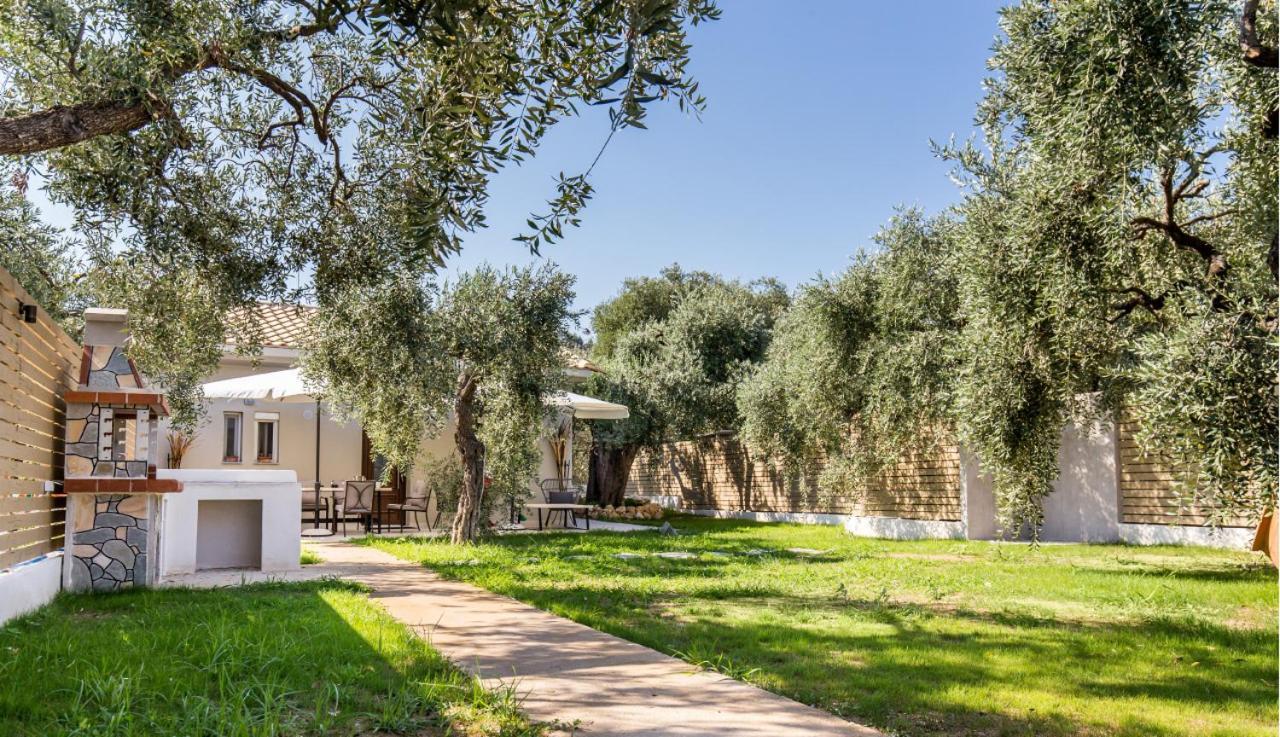 Villa 4 You Iliopetra สกาลาโซติรอส ภายนอก รูปภาพ